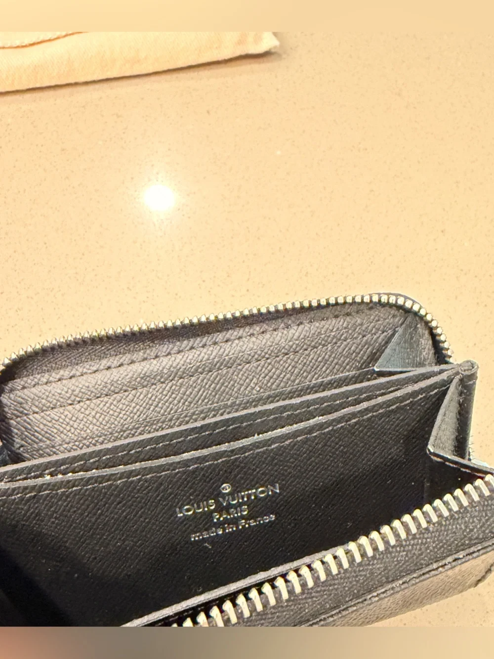 Louis Vuitton Small Men’s Zip Card Holder in Damier Graphite